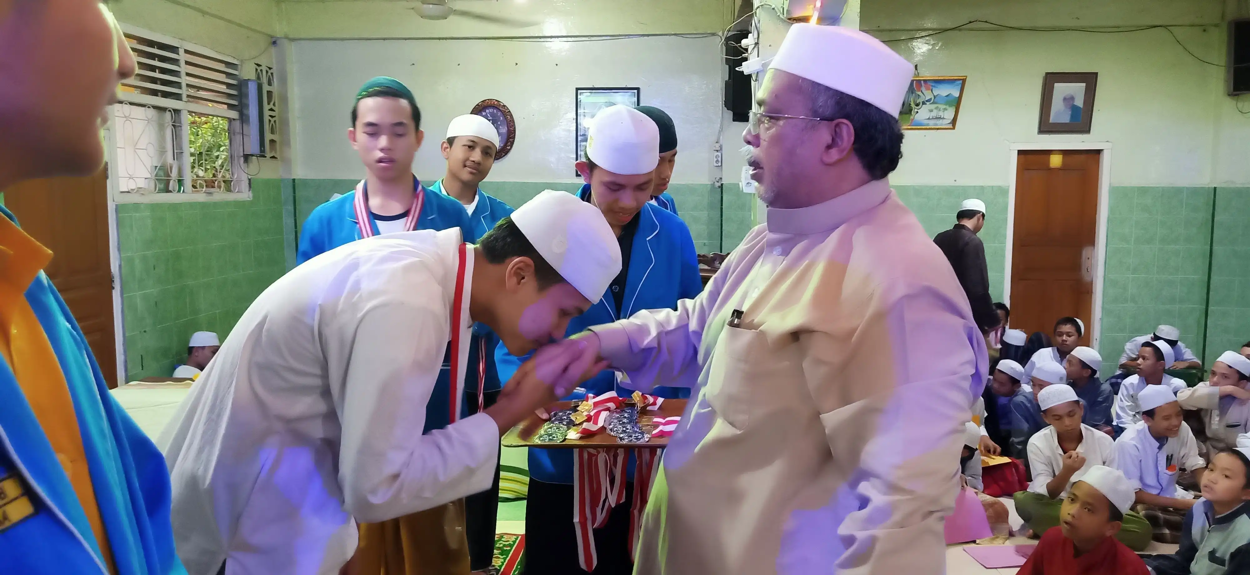 Pembagian Hadiah 161